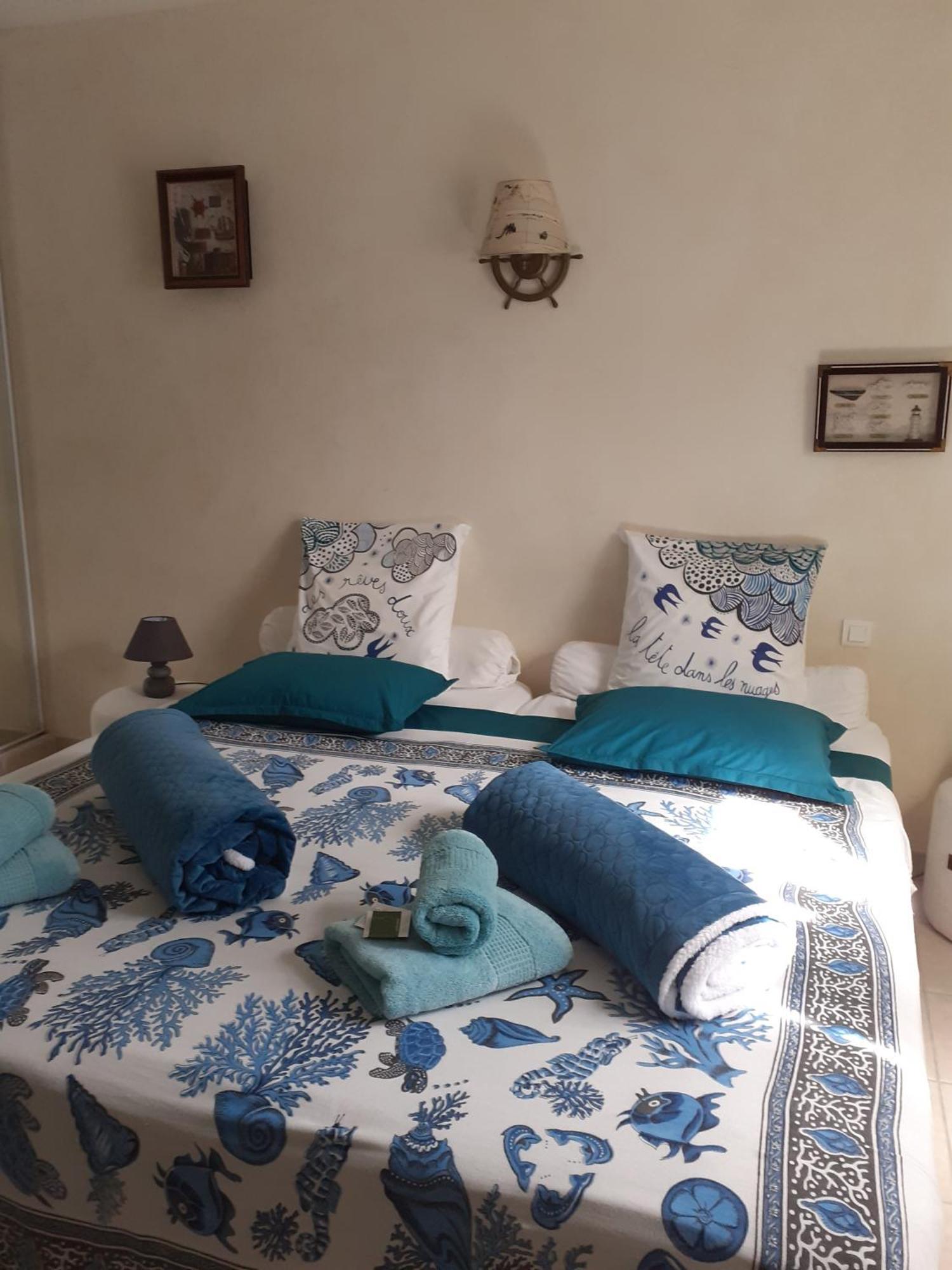 Bed and Breakfast La Maison De Jenny Montauroux Exteriér fotografie