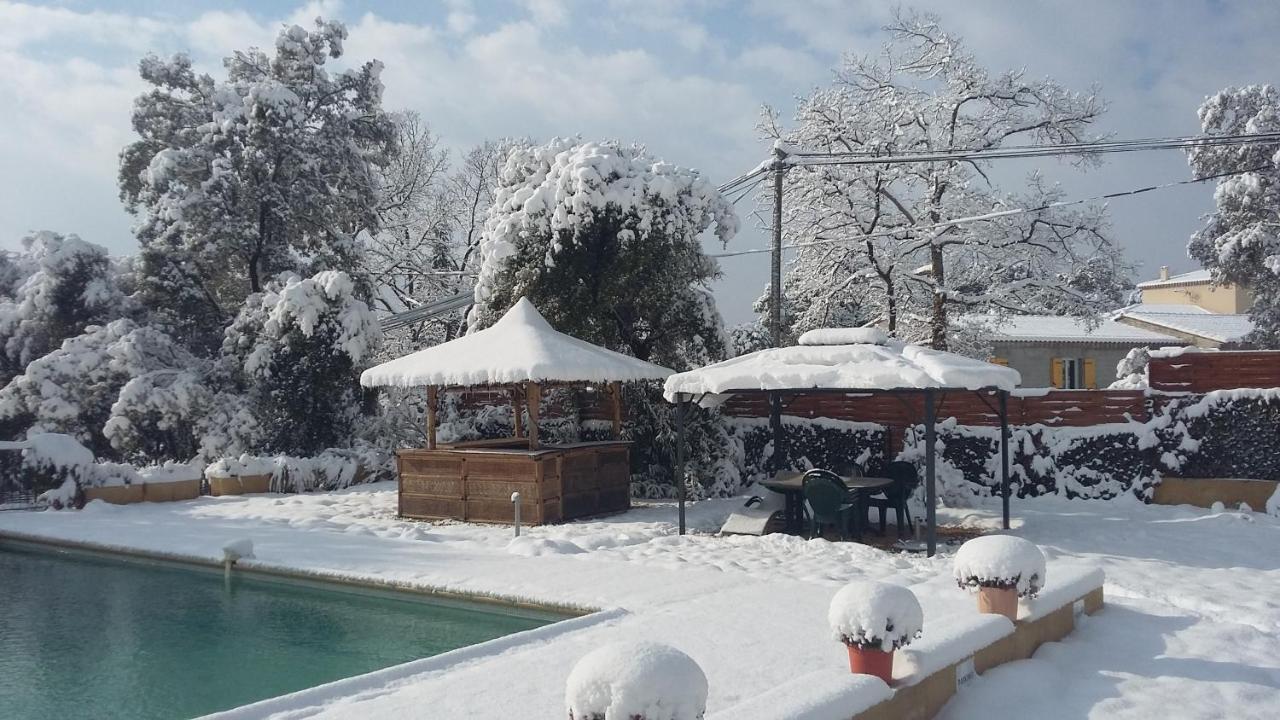 Bed and Breakfast La Maison De Jenny Montauroux Exteriér fotografie